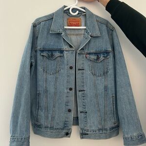 Levi's Classic Blue Denim Jacket